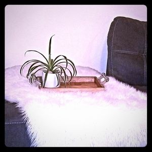 WHITE FAUX FUR DECO